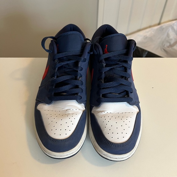 Jordan ones size 10 - Picture 2 of 5